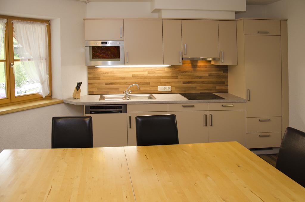Pezza Lischa Apartamento Kappl  Quarto foto